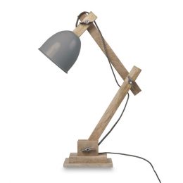 Table lamp with metal shade